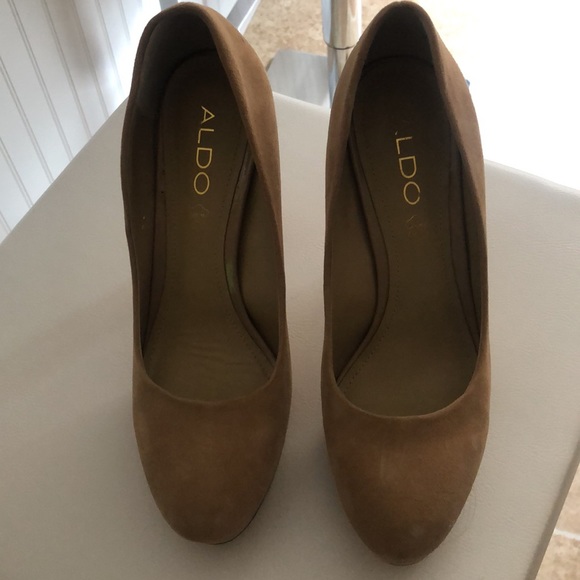 Aldo suede Shoes 4.5” heel like new worn twice, genuine leather - Picture 2 of 5